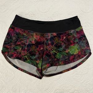 Lululemon Speed Up Mid-Rise Lined Short 4"